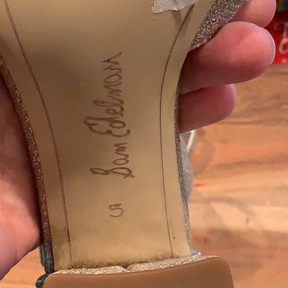 NWT Sam Edelman Yancy Gold Sparkle Block Heel Size 5 - Picture 6 of 7